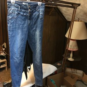 Charlotte Russe Refuge High Waisted Jegging